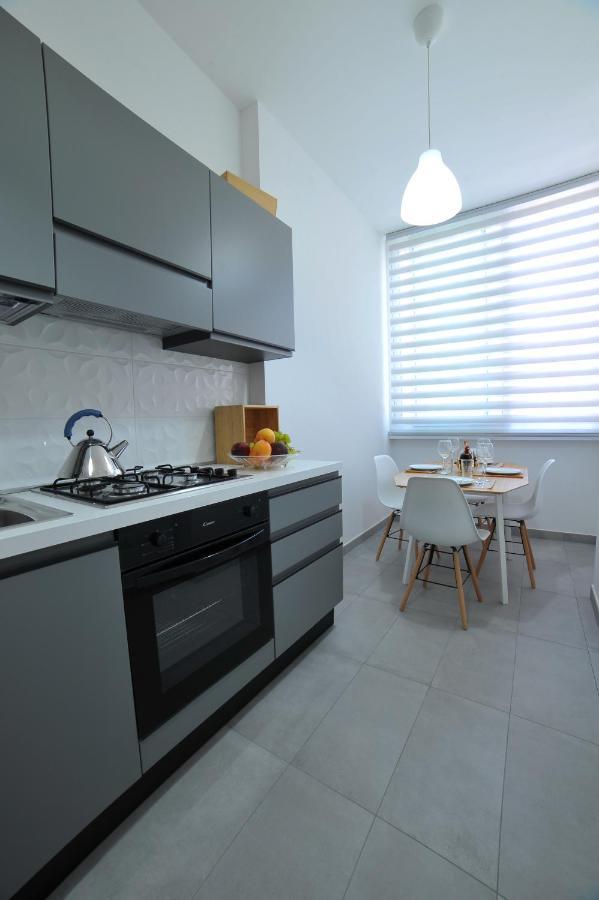 Home 22 Appartamento In Centro Storico - Κατάνια Εξωτερικό φωτογραφία